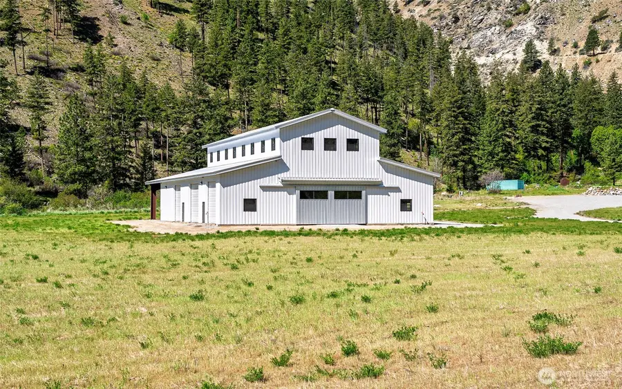 4482 Navarre Coulee Road, Chelan, WA 98816 - Image #2