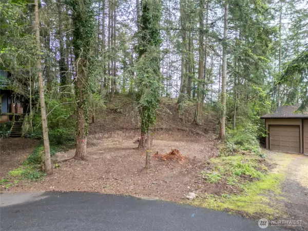 22311 Glenview Court Se, Yelm, WA 98597