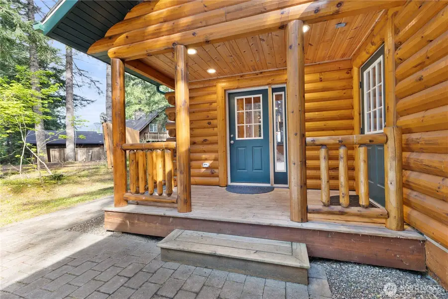 16006 Crystal Lane E, Greenwater, WA 98022 - Image #2