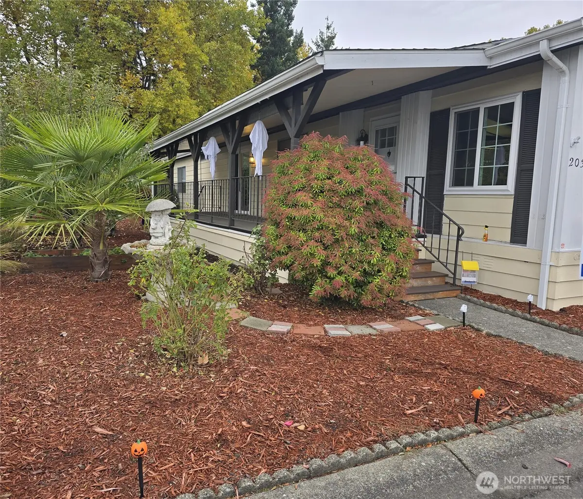 1402 22nd Street Ne #203, Auburn, WA 98002 - Image #1