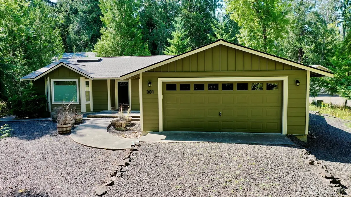 301 Pointes Drive E, Shelton, WA 98584 - Image #1
