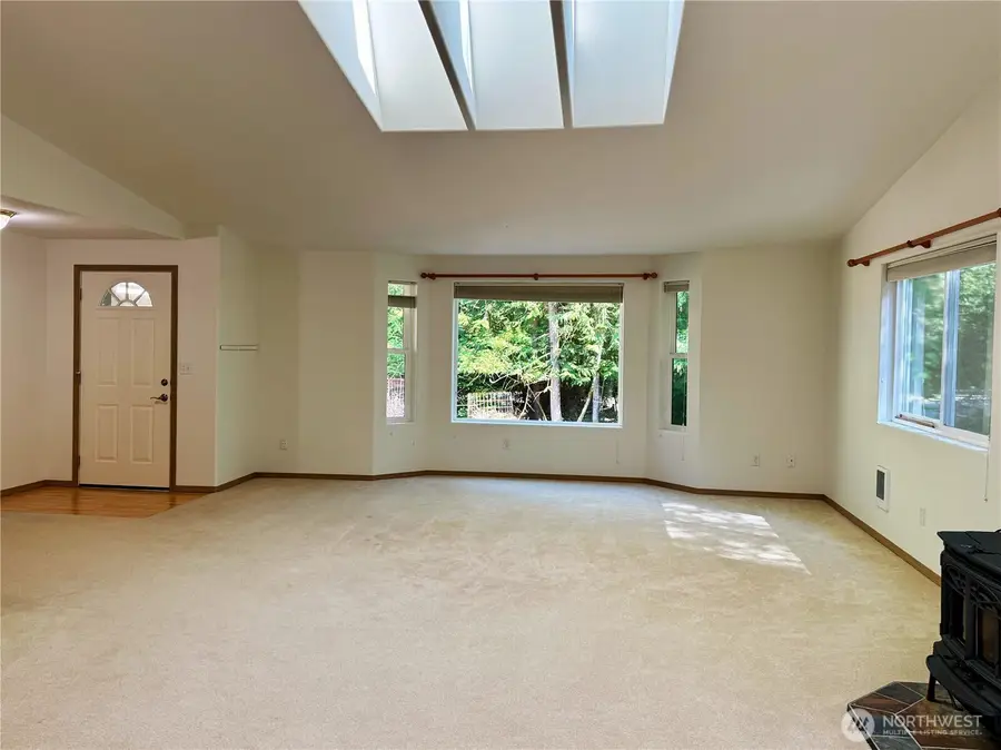 301 Pointes Drive E, Shelton, WA 98584 - Image #3