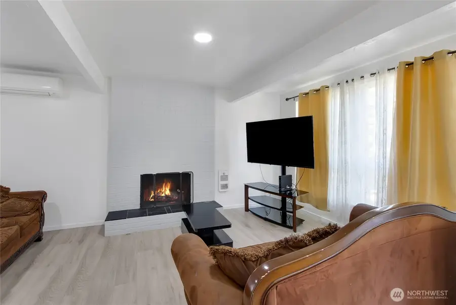 7412 E E Street, Tacoma, WA 98404 - Image #3