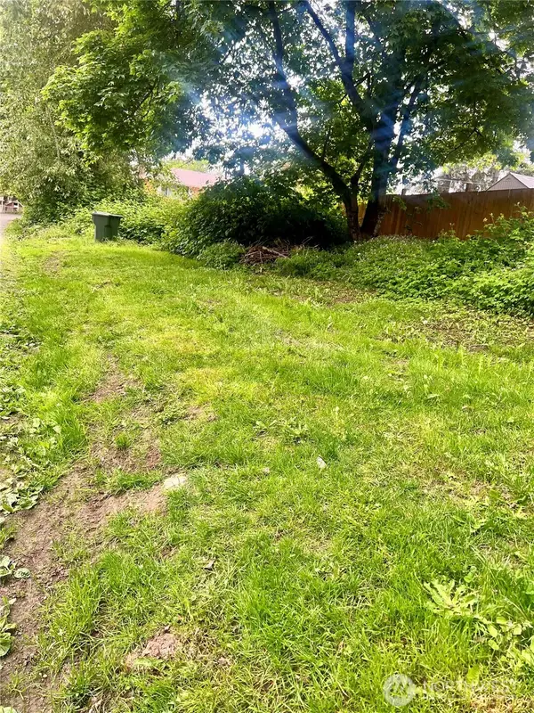 3037 S 265th St, Kent, WA 98032