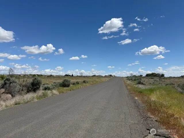 0 Division.4 Road Ne #S1/2NWNE Ls T6954, Soap Lake, WA 98851 - Image #2