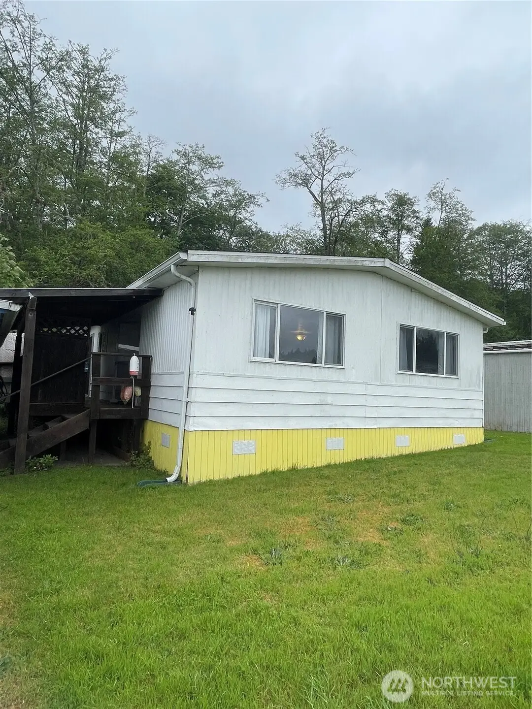 1050 Howard Street #10, Raymond, WA 98577 - Image #1