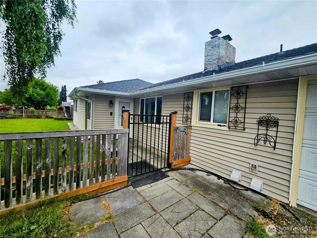 10915 Davisson Road Sw, Lakewood, WA 98499 - Image #1