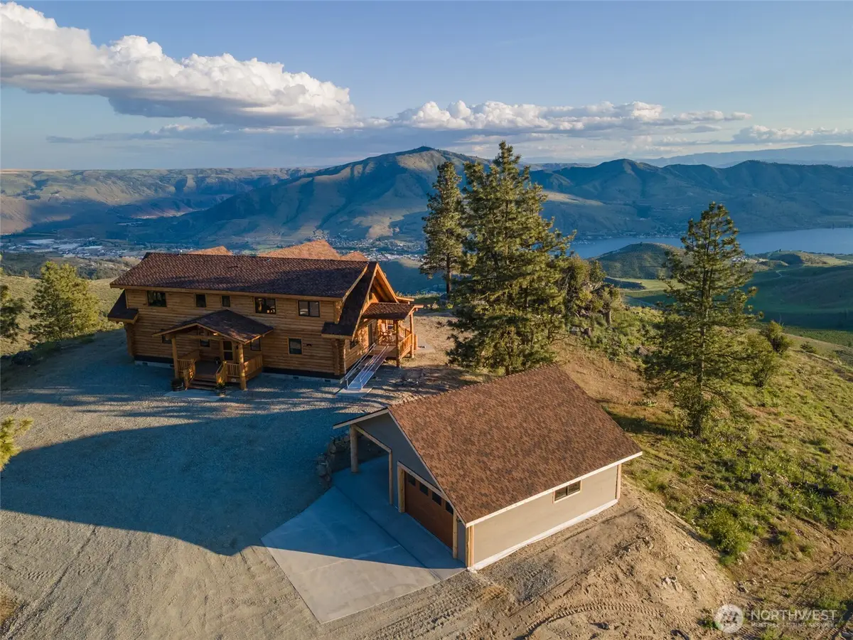 1831 Cottontail Lane, Chelan, WA 98816 - Image #1