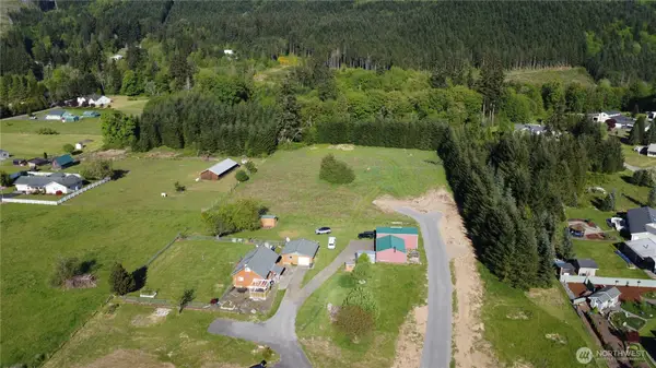 110 Dryad Lane, Castle Rock, WA 98611