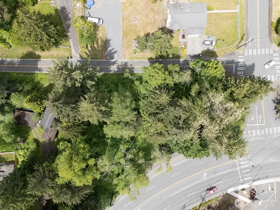 9511 Edmonds Way, Edmonds, WA 98020 - Image #2