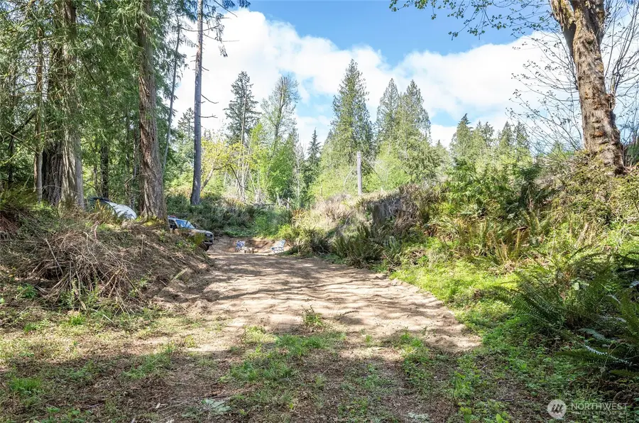 18307 Herron Road Nw, Lakebay, WA 98349 - Image #2