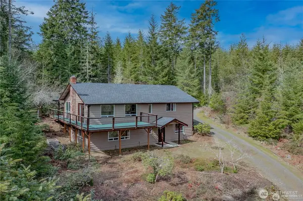 491 N Suncrest Drive, Hoodsport, WA 98548