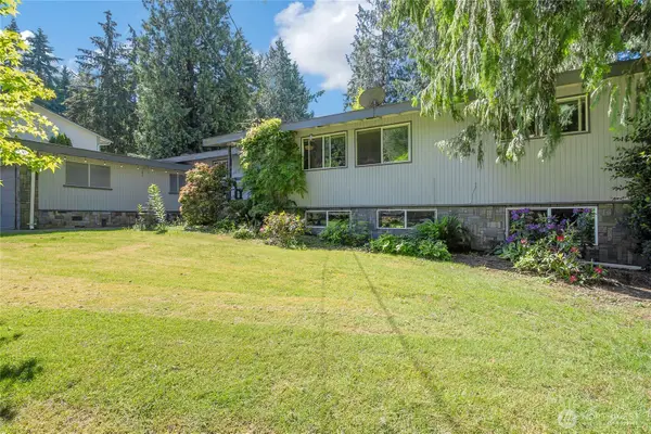 2419 SW 316th Street, Federal Way, WA 98023