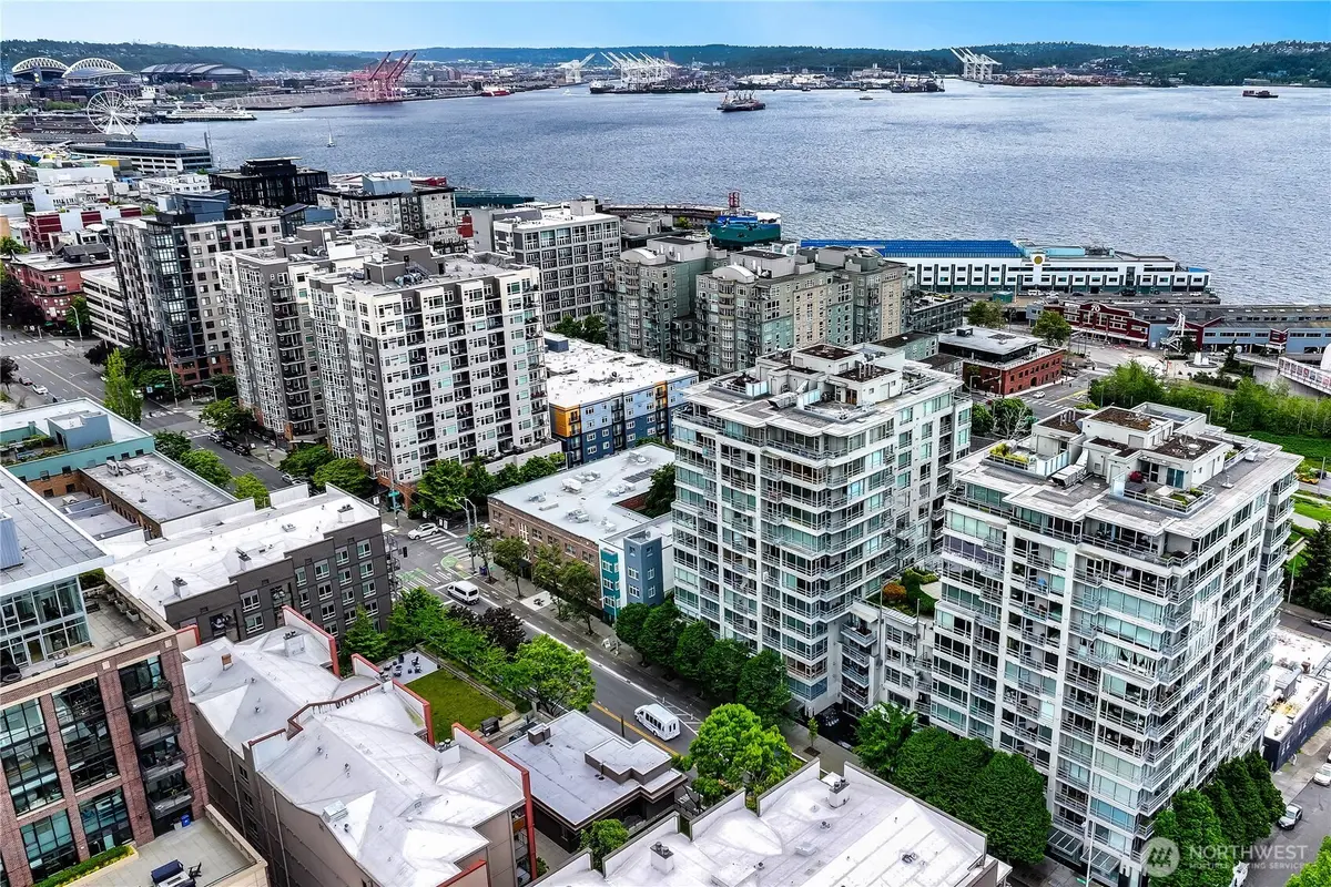 2929 1st Avenue #720, Seattle, WA 98121 - Image #1