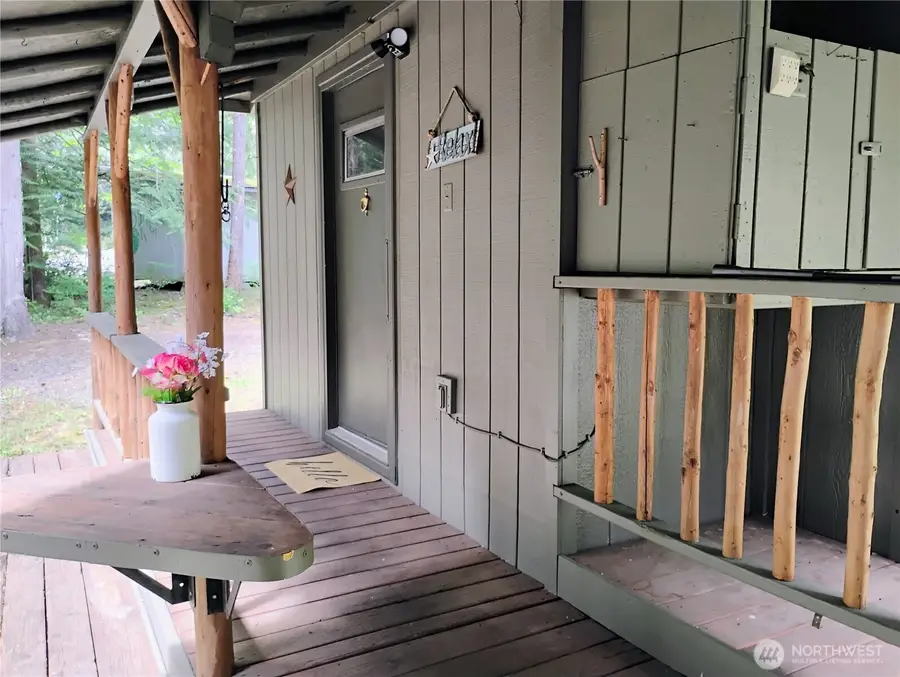 11 N Duckabush Dr E, Hoodsport, WA 98548 - Image #2