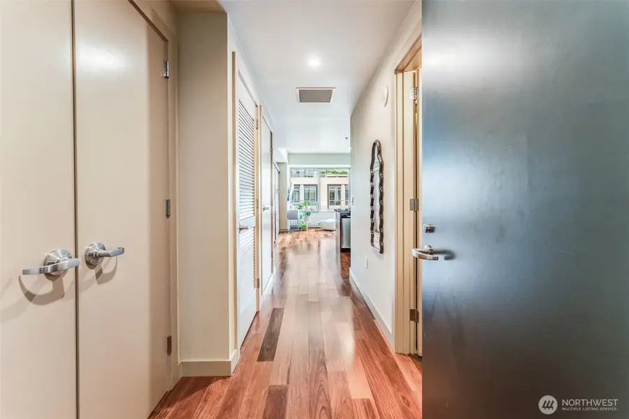 900 Lenora Street #W302, Seattle, WA 98121 - Image #2