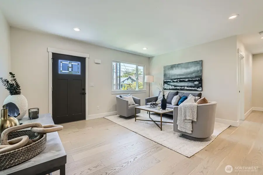 524 27th Avenue, Seattle, WA 98122 - Image #3