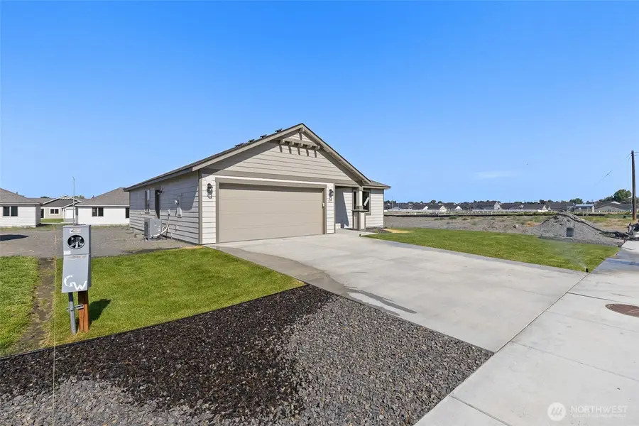 312 Montana Street, Moses Lake, WA 98837 - Image #3