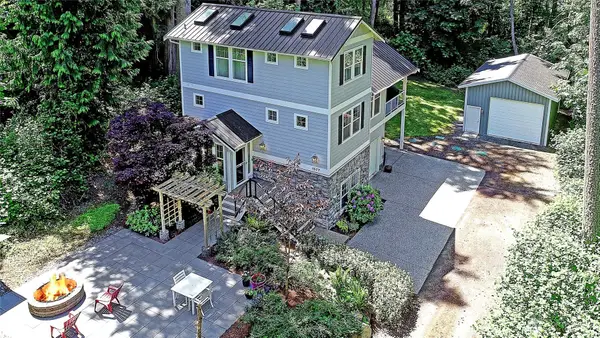 1577 Arrowhead Beach Rd, Camano Island, WA 98282