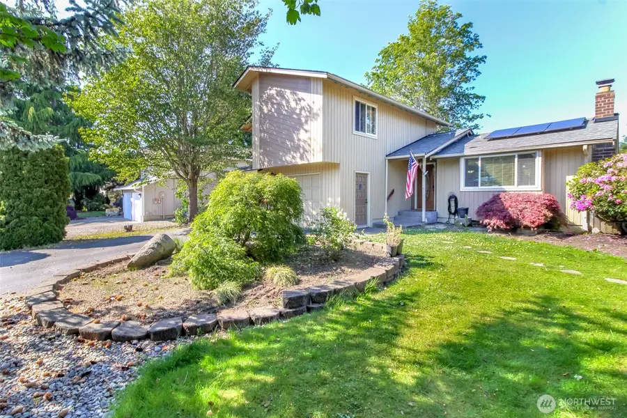 15103 Westmore Drive E, Puyallup, WA 98374 - Image #2