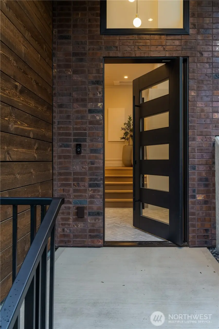 7116 NE 119th Lane, Kirkland, WA 98034 - Image #2