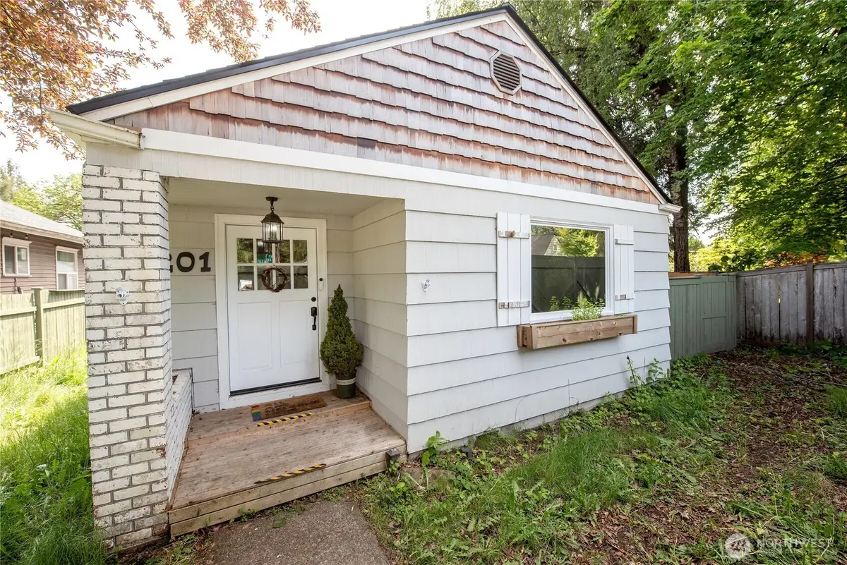 201 W Alder Street, Shelton, WA 98584 - Image #1