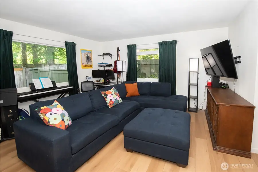 201 W Alder Street, Shelton, WA 98584 - Image #3