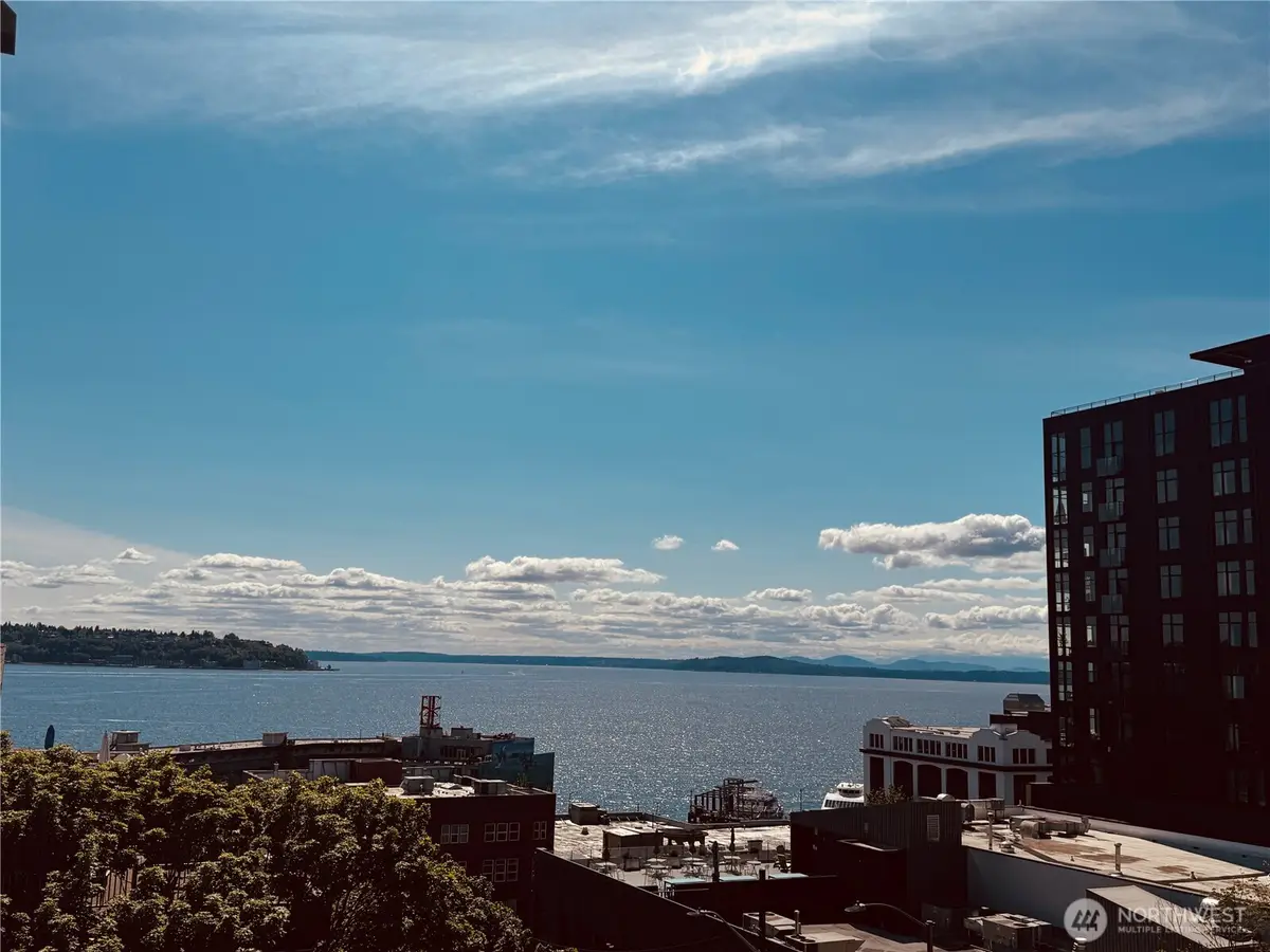 2440 Western Avenue #602, Seattle, WA 98121 - Image #1