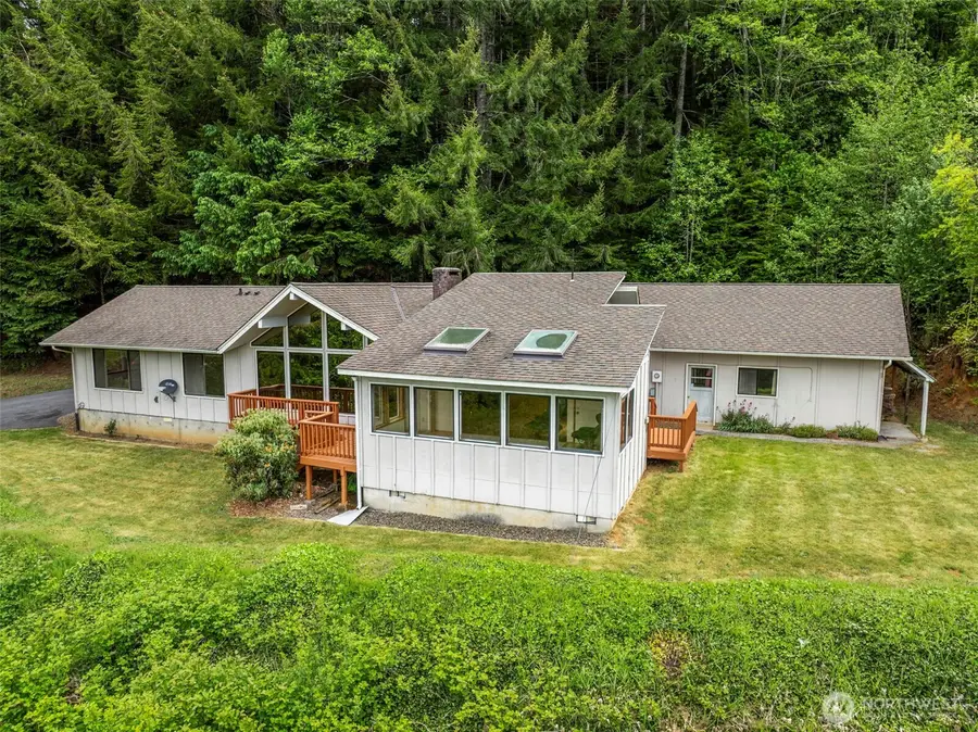 1086 W State Route 4, Cathlamet, WA 98612 - Image #3