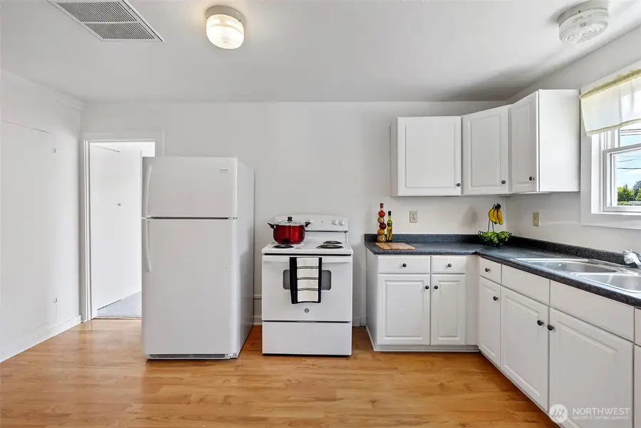 3001 Wheaton Way, Bremerton, WA 98310 - #3