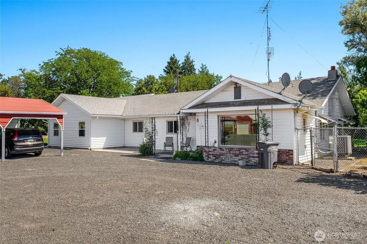 11801 Road K Ne, Moses Lake, WA 98837 - Image #1