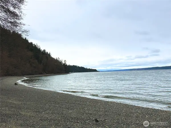 2 Woodland Beach Road #16, 17, 18, Camano Island, WA 98282