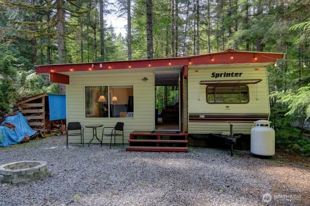 171 Christmas Tree Circle, Deming, WA 98244 - Image #1