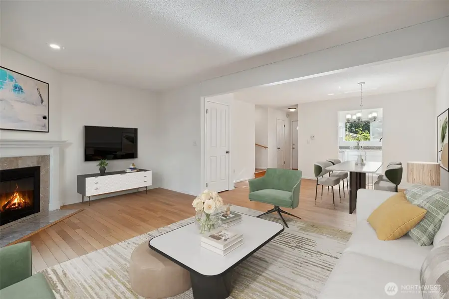 10030 NE 120th Street #J2, Kirkland, WA 98034 - Image #2