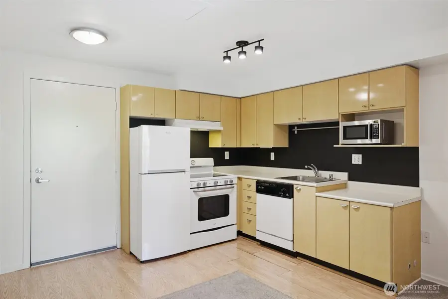425 Vine Street #513, Seattle, WA 98121 - Image #3