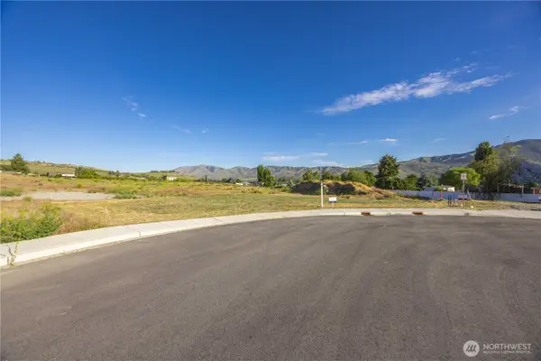 145 Sailing Hawk Lane #9, Manson, WA 98831