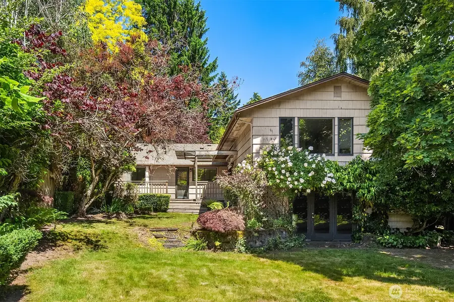 7611 NE 8th Street, Medina, WA 98039 - Image #2