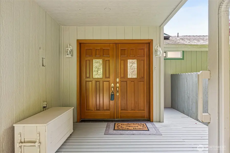 8471 E Caraway Road, Port Orchard, WA 98366 - Image #3