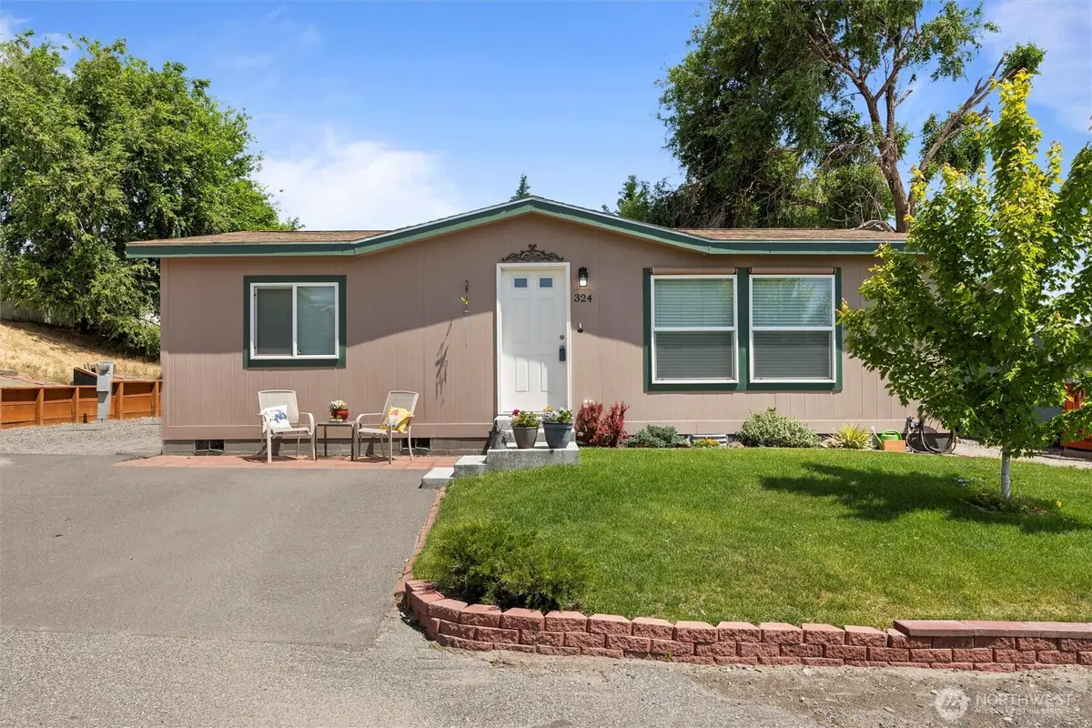324 Mojave Court, West Richland, WA 99353 - Image #1