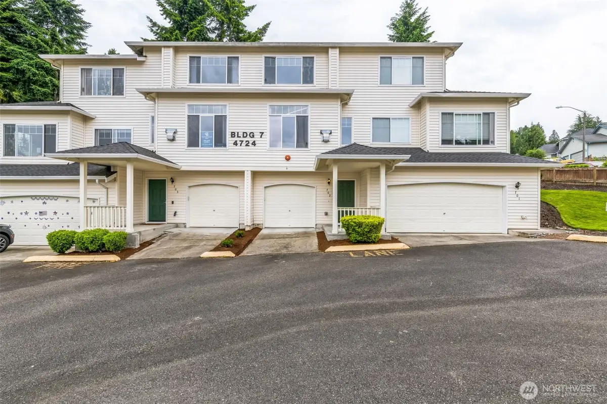 4724 Mill Pond Drive Se #702, Auburn, WA 98092 - Image #1