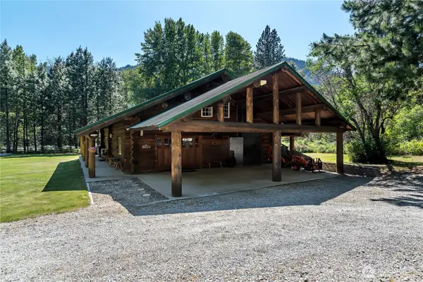 18680 Us Hwy 2, Lake Wenatchee, WA 98826