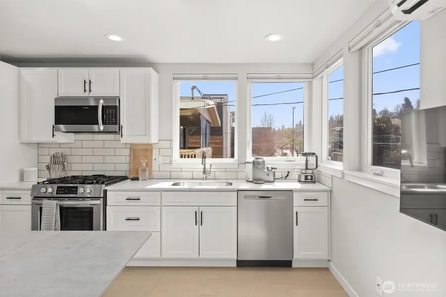 3638 36th Avenue S #D, Seattle, WA 98144 - Image #2