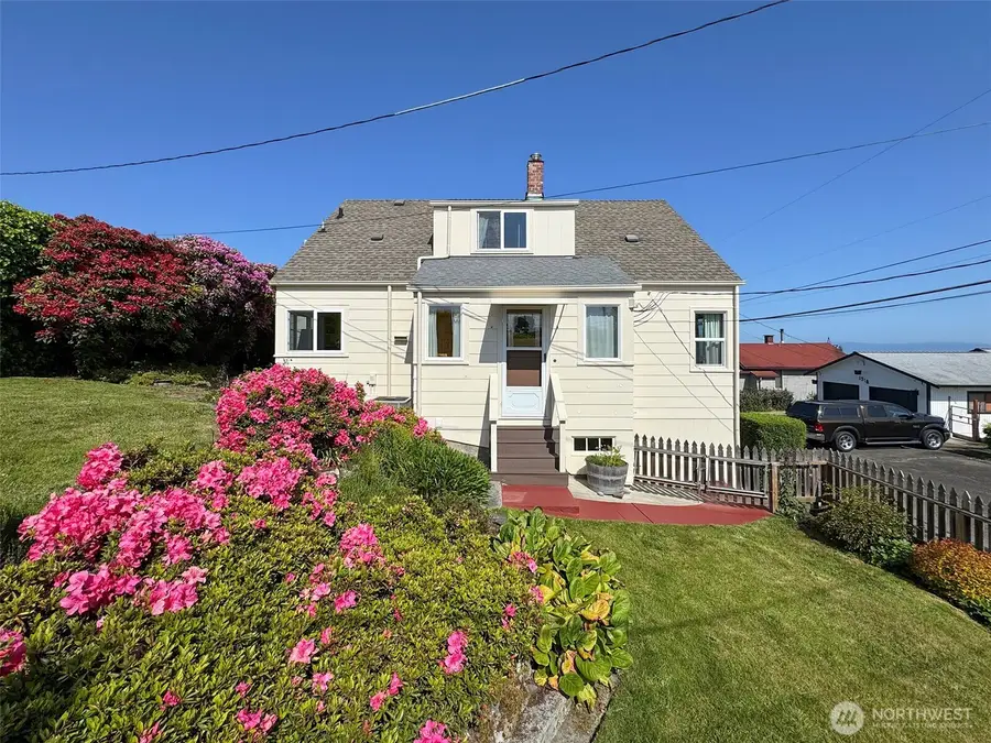 1315 W 5th Street, Port Angeles, WA 98363 - Image #3