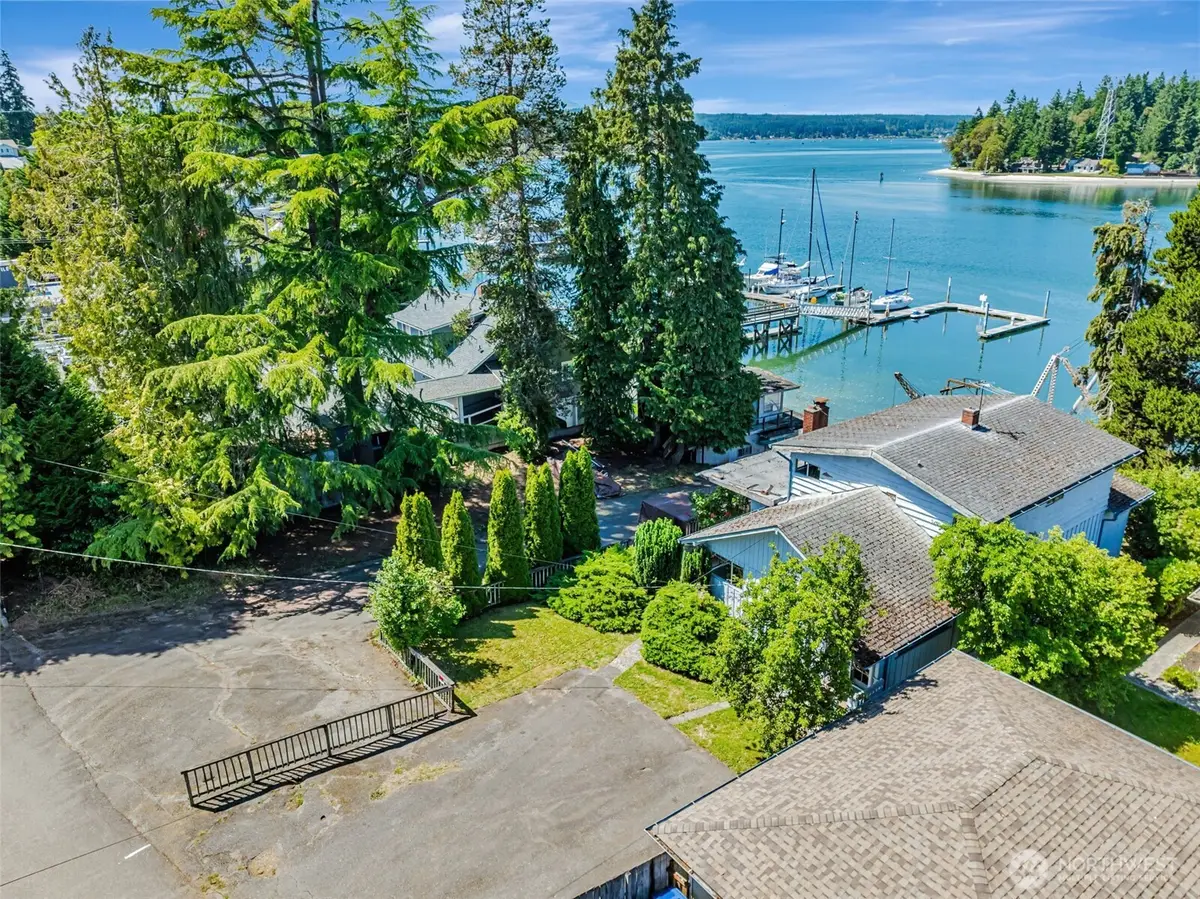1954 NE Grandview Boulevard, Keyport, WA 98345 - Image #1