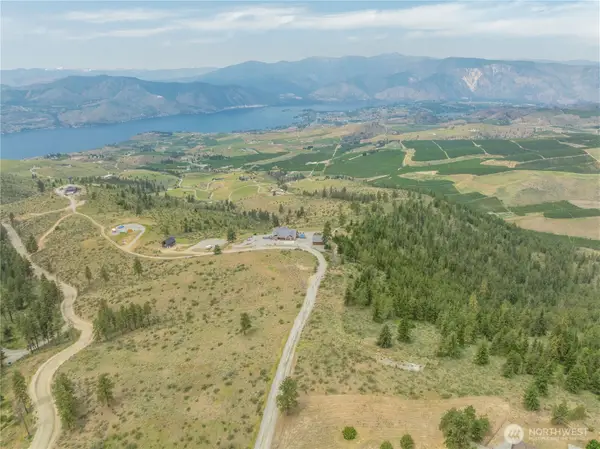 181 Windy Ridge Lane, Chelan, WA 98816