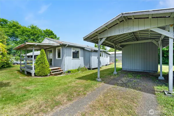 1634 First Avenue, Grayland, WA 98547