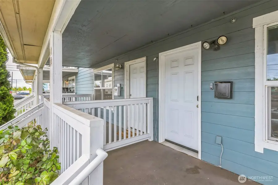 1124 S 23rd Street, Tacoma, WA 98405 - Image #2