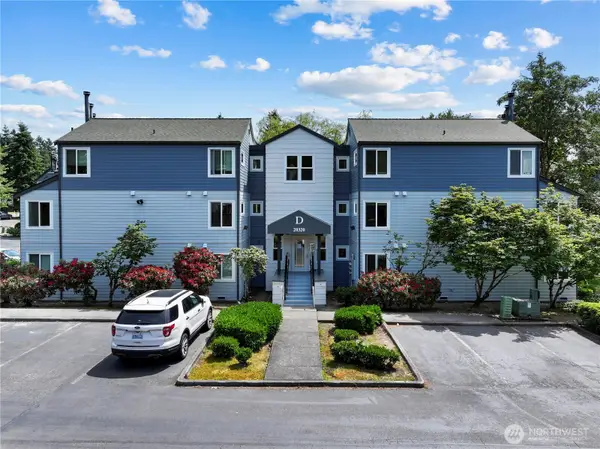 20320 Bothell-everett Highway #D204, Bothell, WA 98012