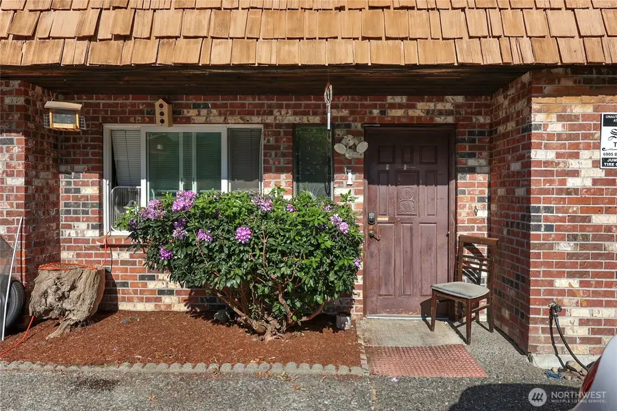 12421 5th Avenue W, Everett, WA 98204 - Image #2