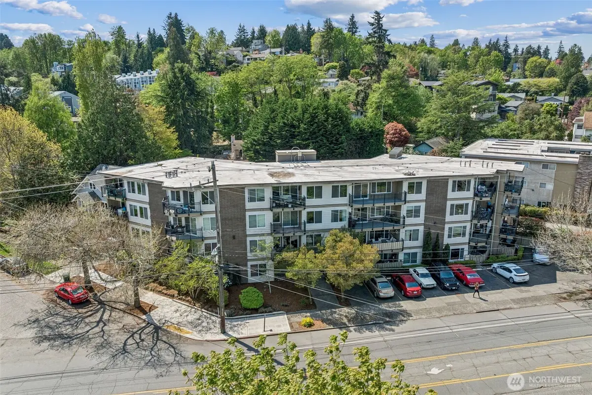 4051 Gilman Avenue W, Seattle, WA 98199 - #1
